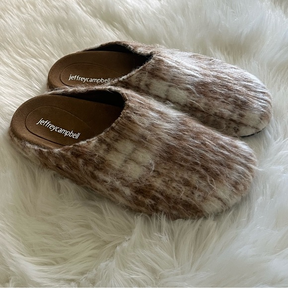 Jeffrey Campbell Pony Hair Tartan Slip-On Mules Beige Size 8 - Picture 4 of 9